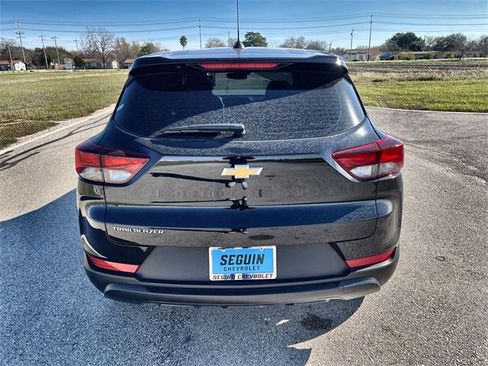 Certified 2023 Chevrolet TrailBlazer LS image 30