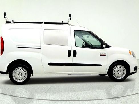 Used 2022 RAM ProMaster City Tradesman FWD image 4