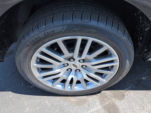 Used 2024 Ford Expedition Max Limited AWD/4WD image 9