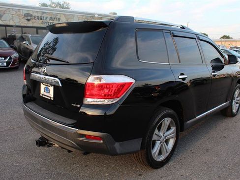 Used 2012 Toyota Highlander Limited w/ Tow Pkg AWD/4WD image 7