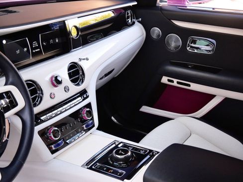 Certified 2021 Rolls-Royce Ghost image 21