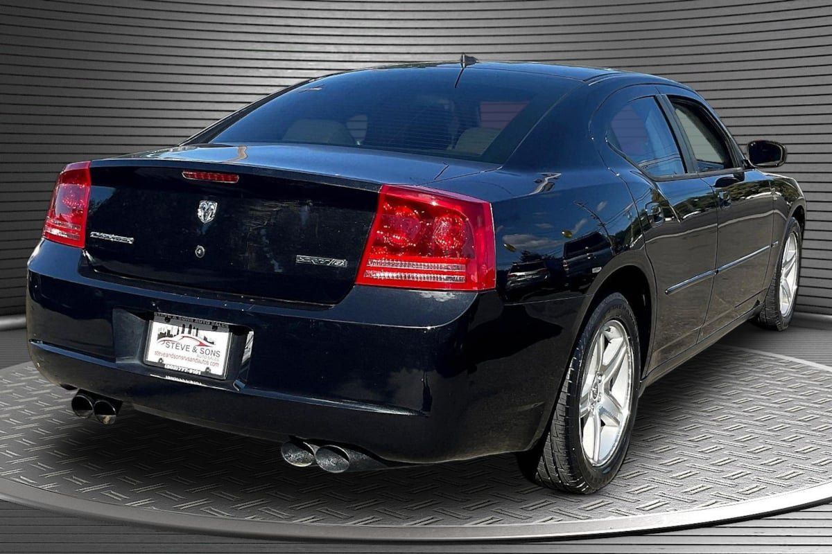 Used 2008 Dodge Charger R/T RWD image 6