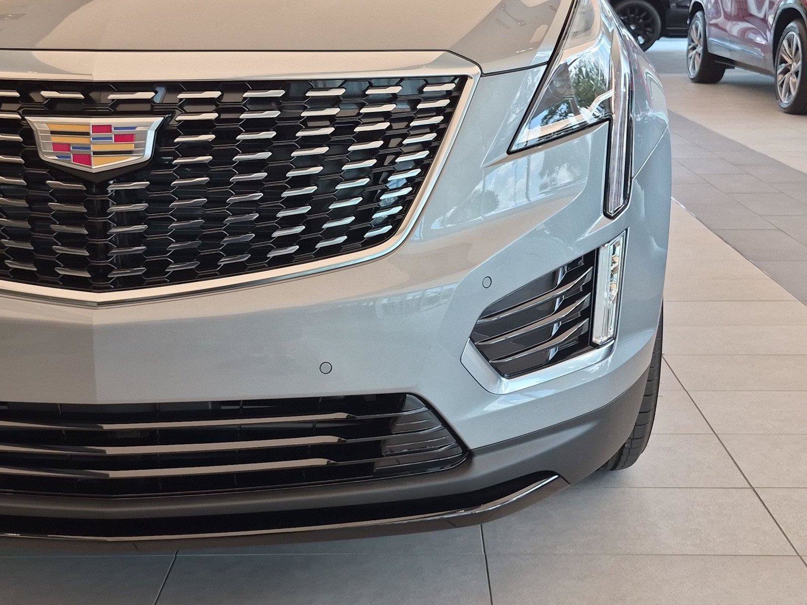 New 2026 Cadillac XT5 Luxury w/ LPO, Floor Liner Package FWD image 5