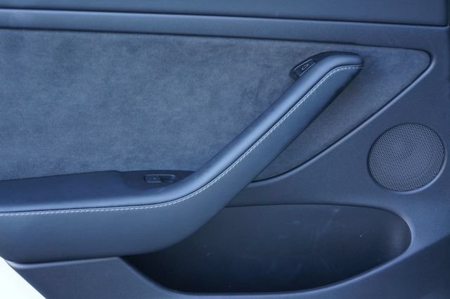 Used 2021 Tesla Model 3 Long Range AWD/4WD image 25