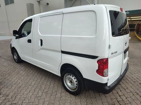 Used 2019 Nissan NV200 S w/ Back Door Glass Package image 3