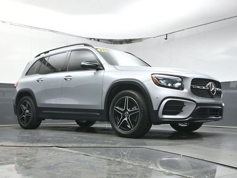 Used 2026 Mercedes-Benz GLB 250 image 42