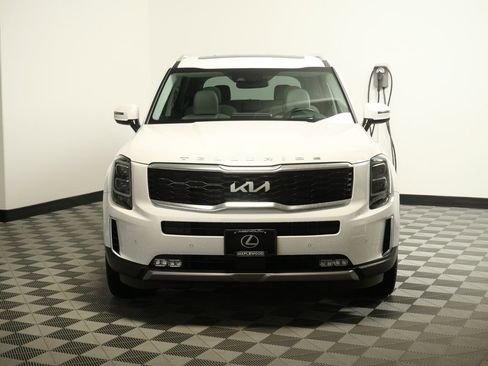 Used 2022 Kia Telluride SX w/ SX Prestige Package AWD/4WD image 2
