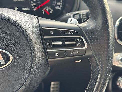 Used 2021 Kia Stinger GT2 image 31