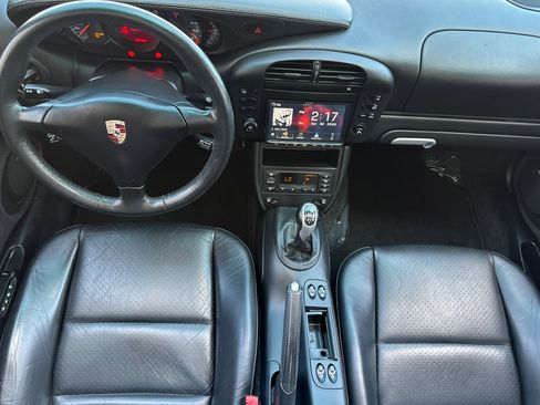 Used 2004 Porsche 911 Carrera RWD image 15