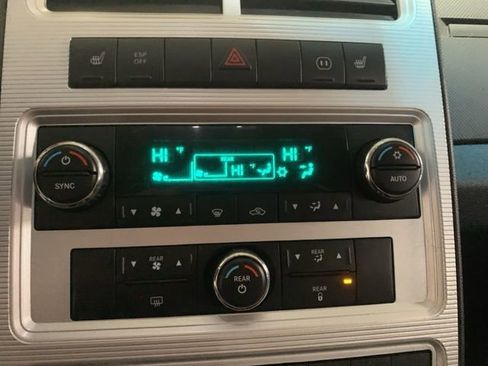 Used 2009 Dodge Journey SXT w/ Flexible Seating Group AWD/4WD image 13