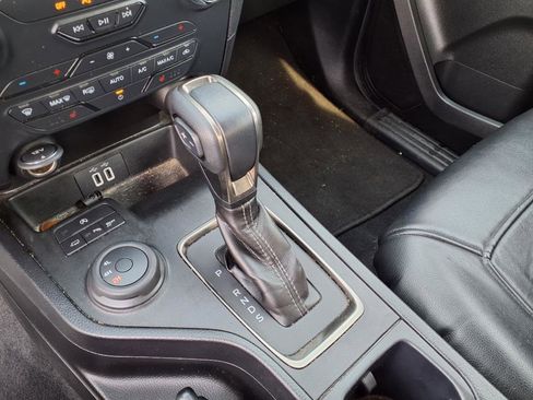 Used 2021 Ford Ranger Lariat w/ Equipment Group 501A High image 13