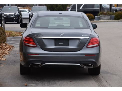 Used 2019 Mercedes-Benz E 300 4MATIC image 5