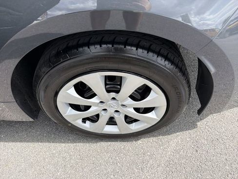 Used 2024 Toyota Corolla LE image 12