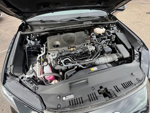 Used 2025 Toyota Camry LE image 30