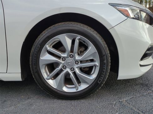 Used 2019 Honda Accord LX image 10