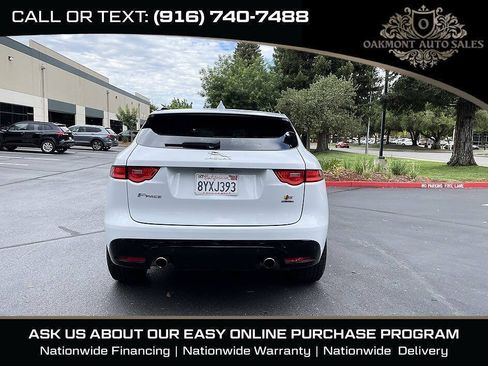 Used 2017 Jaguar F-PACE S AWD/4WD image 7