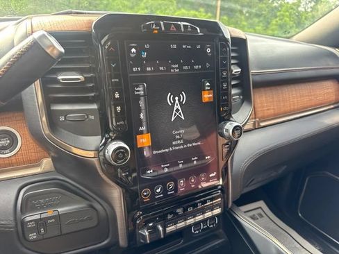 Used 2020 RAM 3500 Limited AWD/4WD image 18
