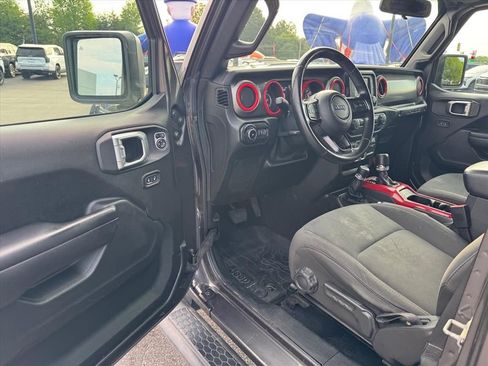 Used 2018 Jeep Wrangler Unlimited Sport S AWD/4WD image 13