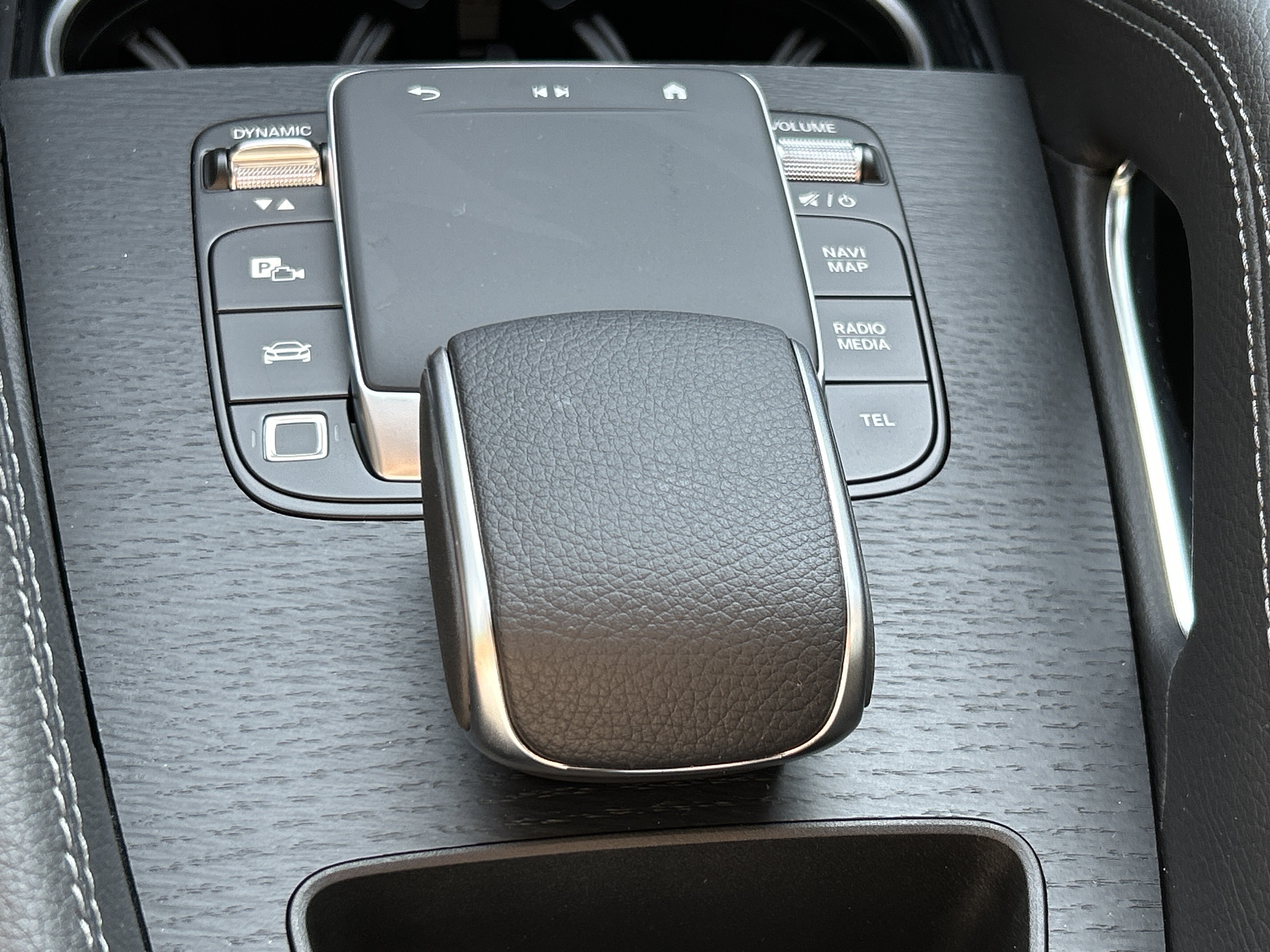 New 2026 Mercedes-Benz GLE 450 4MATIC image 32