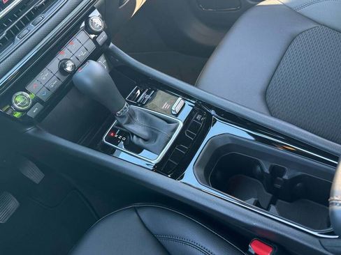 New 2026 Jeep Compass Latitude image 19