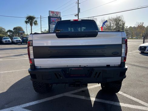 Used 2017 Ford F350 Platinum w/ Platinum Ultimate Package image 9