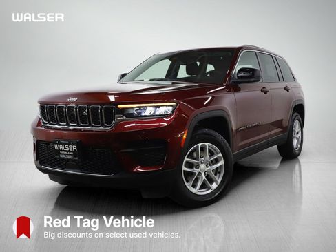 Used 2023 Jeep Grand Cherokee Laredo w/ Luxury Tech Group I AWD/4WD image 1