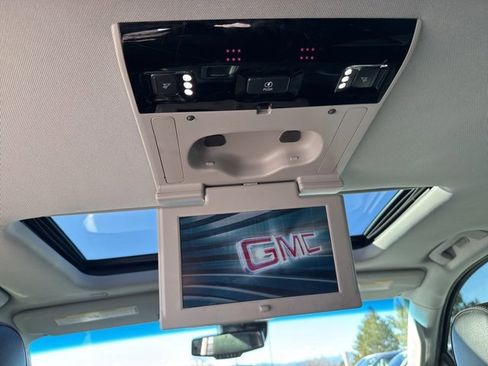 Used 2019 GMC Yukon XL Denali w/ Denali Ultimate Package image 23