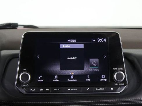 Certified 2022 Nissan Rogue SV FWD image 9