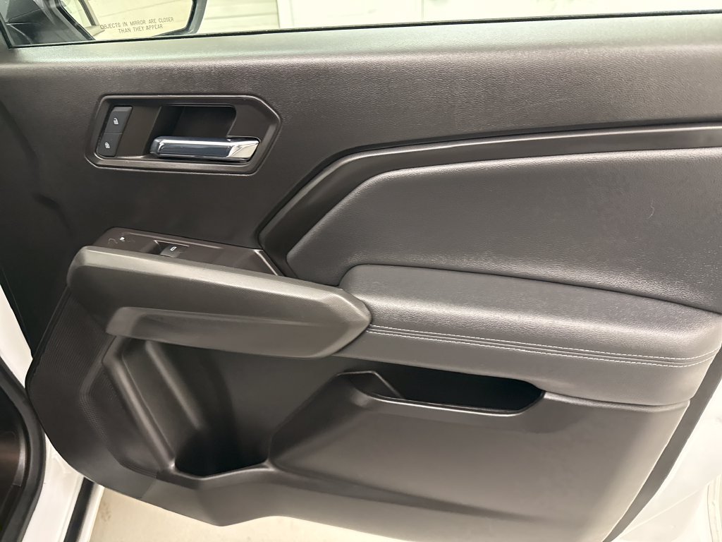 Used 2024 Chevrolet Colorado LT w/ LT Convenience Package III RWD image 29