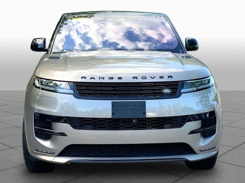Used 2023 Land Rover Range Rover Sport SE Dynamic AWD/4WD image 4