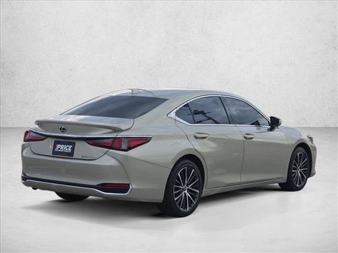 Used 2023 Lexus ES 300h w/ Premium Package FWD image 5