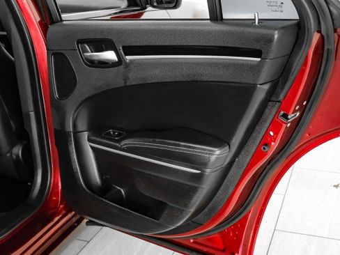 Used 2022 Chrysler 300 S image 46