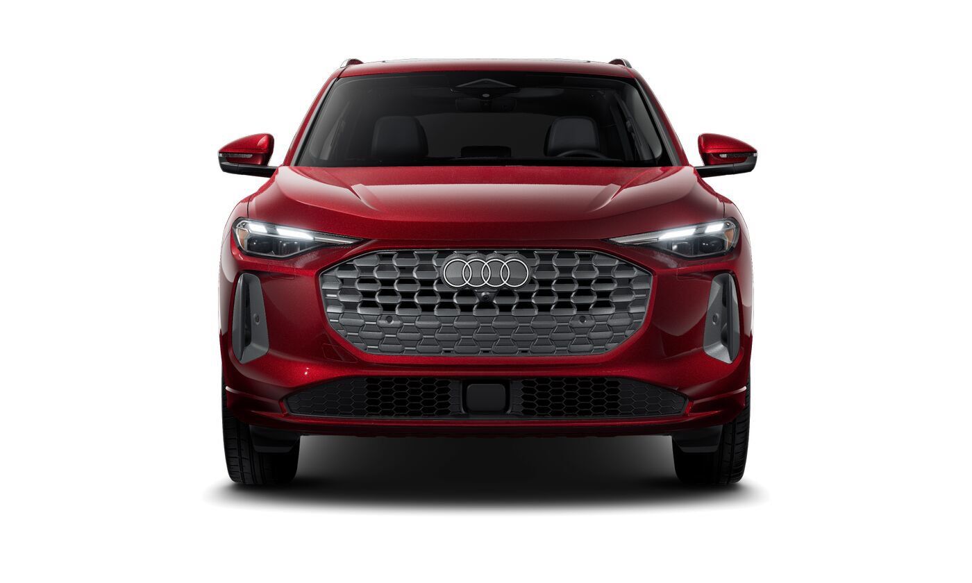 Certified 2025 Audi Q5 Premium w/ Convenience Package AWD/4WD image 4