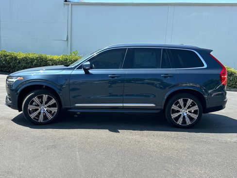 Certified 2023 Volvo XC90 T8 Plus w/ Protection Package Premier image 7