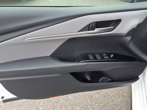 New 2026 Toyota Camry SE image 9