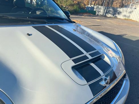 Used 2015 MINI Cooper Roadster S image 6