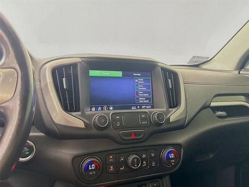 Used 2020 GMC Terrain SLT w/ Preferred Package FWD image 11