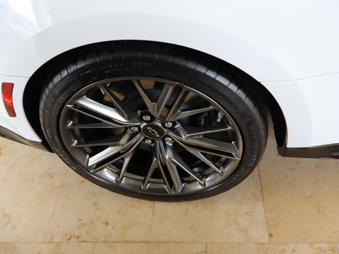 Used 2022 Chevrolet Camaro ZL1 RWD image 37