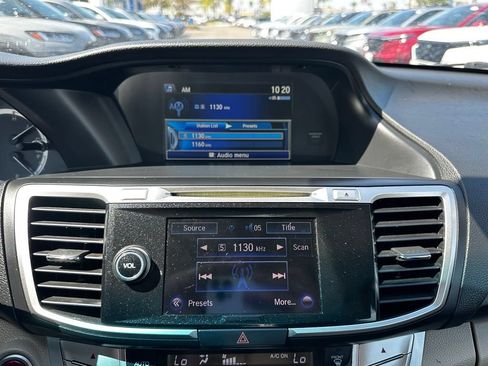 Used 2015 Honda Accord Touring image 23