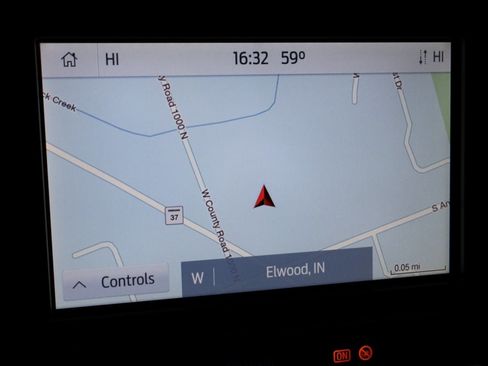 Used 2020 Ford F350 Platinum w/ FX4 Off-Road Package image 8