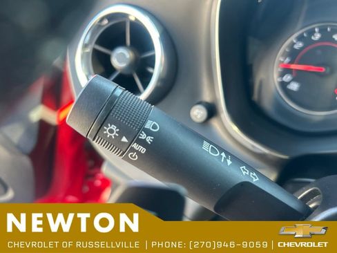 Used 2020 Chevrolet Camaro LT RWD image 16