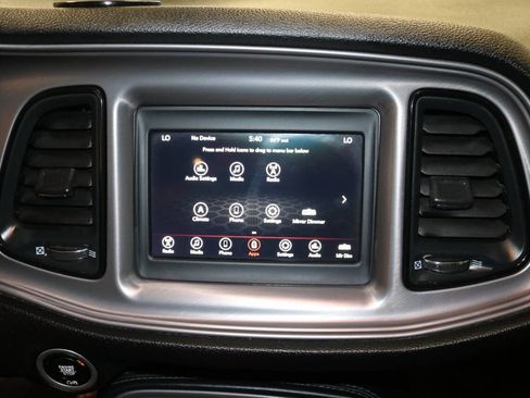 Used 2023 Dodge Challenger SXT RWD image 32
