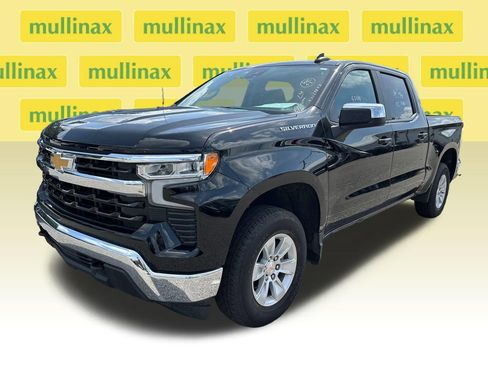 Used 2025 Chevrolet Silverado 1500 LT AWD/4WD image 6