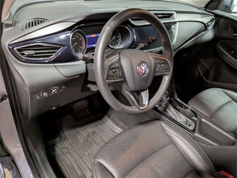 Used 2023 Buick Encore GX Essence image 9