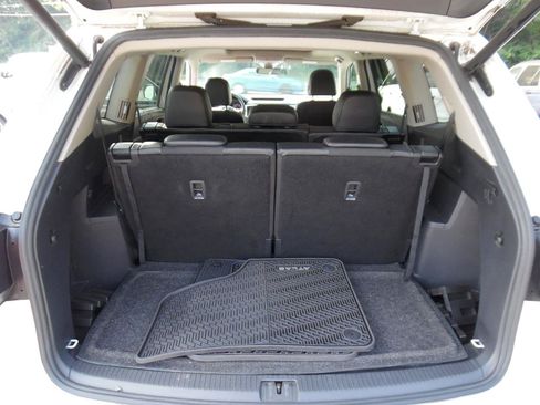 Used 2019 Volkswagen Atlas SEL FWD image 29