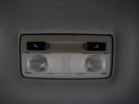 Used 2020 Chevrolet Malibu LT image 10