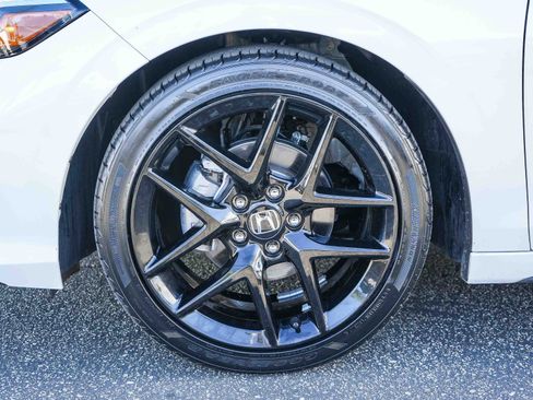Used 2025 Honda Civic Sport image 13