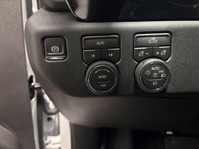 Used 2026 Chevrolet Silverado 1500 RST w/ RST Select Package AWD/4WD image 15