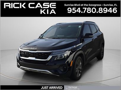 Used 2023 Kia Seltos S w/ Navigation Package