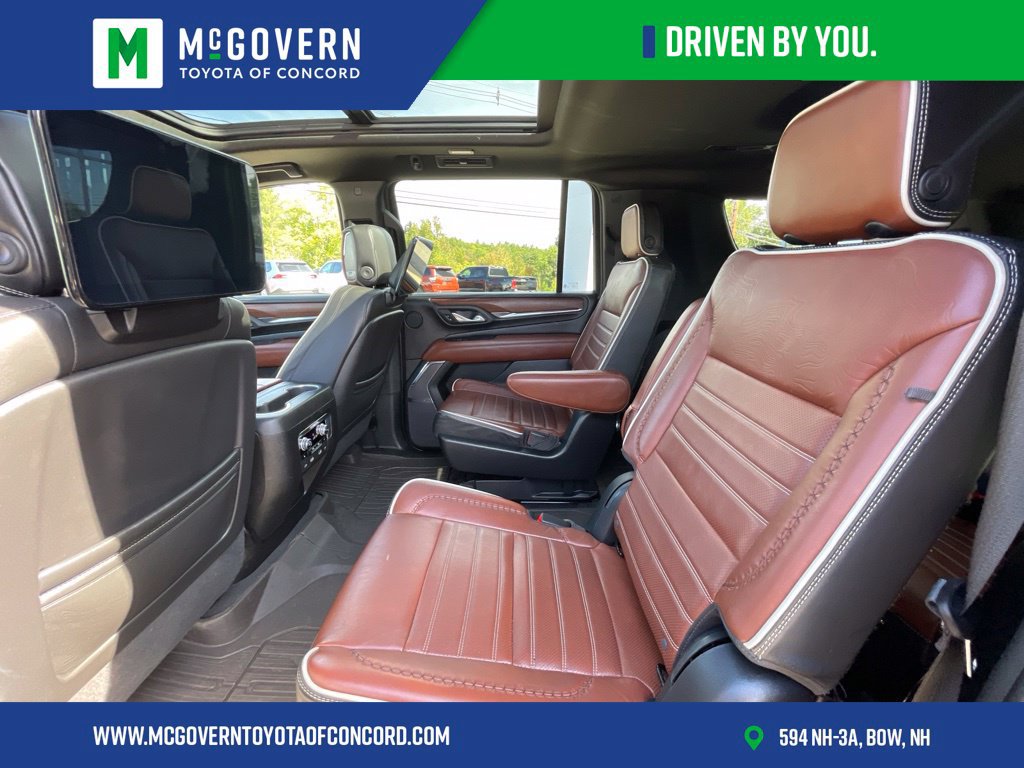 Used 2023 GMC Yukon XL Denali Ultimate AWD/4WD image 28